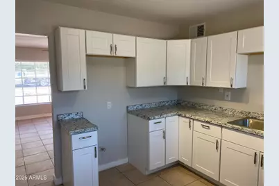 421 W 5th Street, Tempe, AZ 85281 - Photo 9
