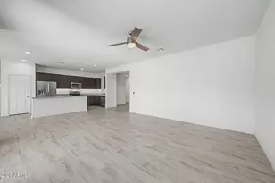 6952 W Golden Ln, Peoria, AZ 85345 - Photo 9