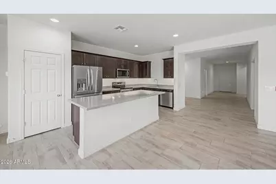 6952 W Golden Lane, Peoria, AZ 85345 - Photo 5