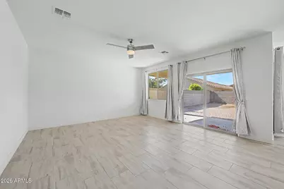 6952 W Golden Lane, Peoria, AZ 85345 - Photo 11