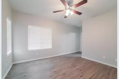 19284 W Woodlands Avenue, Buckeye, AZ 85326 - Photo 7