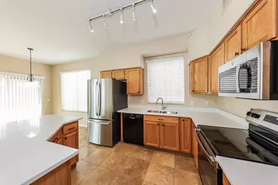 17435 N 16th Place, Phoenix, AZ 85022 - Photo 9