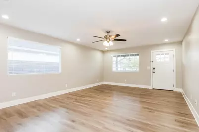 2321 W Mobile Lane, Phoenix, AZ 85041 - Photo 3