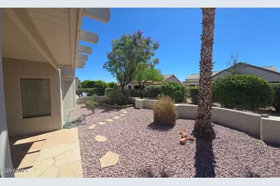 15879 W Grand Isle Way, Surprise, AZ 85374 - Photo 9