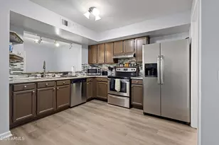 15813 N 38th Dr, Phoenix, AZ 85053 - Photo 3