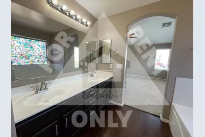 2424 W Saint Kateri Drive, Phoenix, AZ 85041 - Photo 9