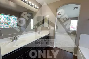 2424 W St Kateri Dr, Phoenix, AZ 85041 - Photo 9