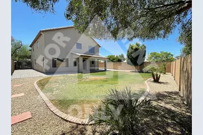 2424 W Saint Kateri Drive, Phoenix, AZ 85041 - Photo 15