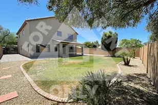 2424 W St Kateri Dr, Phoenix, AZ 85041 - Photo 15