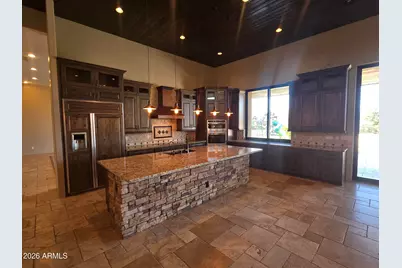 1110 W Creek Canyon Road, Phoenix, AZ 85086 - Photo 11