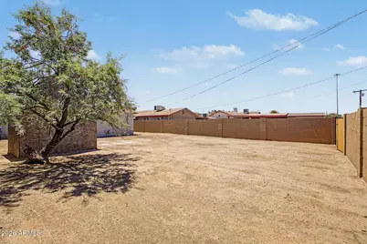 2212 W Madison Street, Phoenix, AZ 85009 - Photo 21