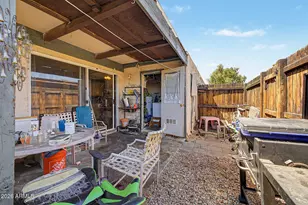 6048 W Golden Ln, Glendale, AZ 85302 - Photo 11