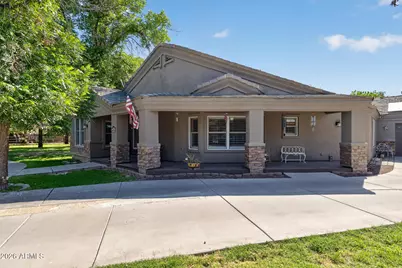 2830 W Harvest Groves Lane, Phoenix, AZ 85041 - Photo 3