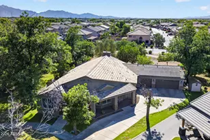 2830 W Harvest Groves Ln, Phoenix, AZ 85041 - Photo 1