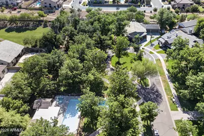 2830 W Harvest Groves Lane, Phoenix, AZ 85041 - Photo 37