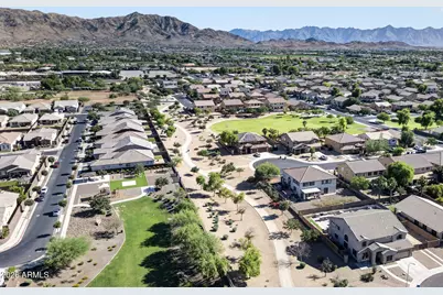 2830 W Harvest Groves Lane, Phoenix, AZ 85041 - Photo 35