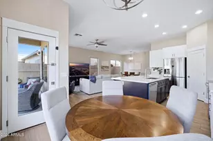 25627 N Hackberry Dr, Phoenix, AZ 85083 - Photo 13