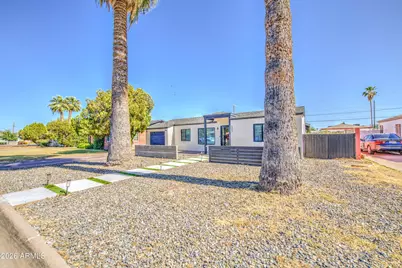 1261 E Cambridge Avenue, Phoenix, AZ 85006 - Photo 1