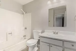 10033 N 9th Ave, Phoenix, AZ 85021 - Photo 9