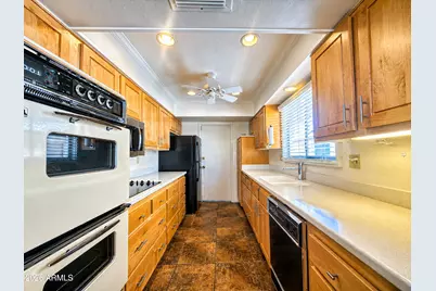 18850 N 130th Avenue, Sun City West, AZ 85375 - Photo 17