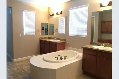 300 W Wisteria Place, Chandler, AZ 85248 - Photo 19