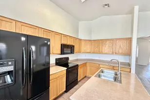 13719 W Keim Dr, Litchfield Park, AZ 85340 - Photo 9