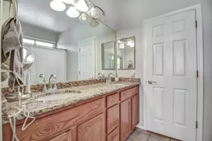 2567 E Brooks St, Gilbert, AZ 85296 - Photo 17