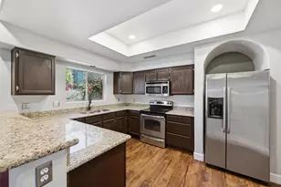 10232 N 12th Ct, Phoenix, AZ 85020 - Photo 3