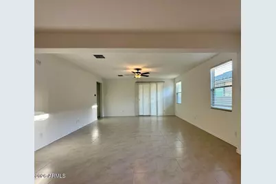 4421 W Palace Station Road, Phoenix, AZ 85087 - Photo 3