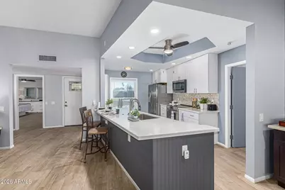 11210 W Pueblo Court, Sun City, AZ 85373 - Photo 9