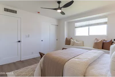 8643 E Rancho Vista Drive, Scottsdale, AZ 85251 - Photo 19