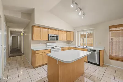 557 W Monte Avenue, Mesa, AZ 85210 - Photo 15