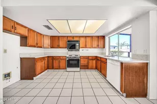 4428 W Villa Theresa Dr, Glendale, AZ 85308 - Photo 17