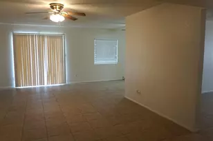 10851 N 65th Ave, Glendale, AZ 85304 - Photo 5