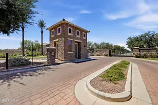 2774 S Balsam Dr, Gilbert, AZ 85295 - Photo 35