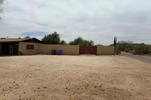 2105 E Lone Cactus Dr, Phoenix, AZ 85024 - Photo 3