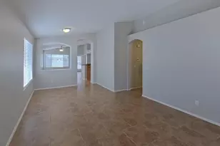 2030 N 108th Dr, Avondale, AZ 85392 - Photo 3