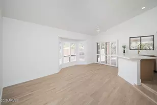 10846 North 11th St, Phoenix, AZ 85020 - Photo 11