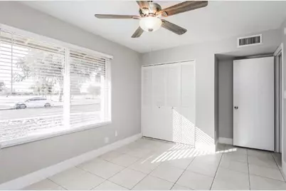 2320 E Holmes Avenue, Mesa, AZ 85204 - Photo 9