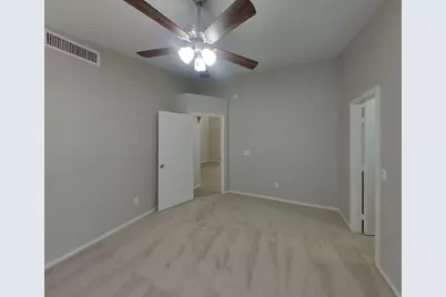 10221 N 87th Lane, Peoria, AZ 85345 - Photo 7