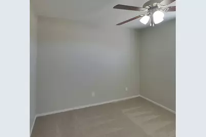 10221 N 87th Lane, Peoria, AZ 85345 - Photo 11