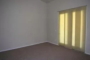 609 E Pearce Rd, Phoenix, AZ 85042 - Photo 23
