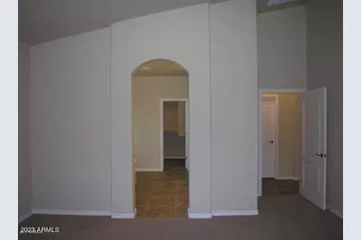 609 E Pearce Road, Phoenix, AZ 85042 - Photo 23