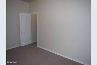 609 E Pearce Road, Phoenix, AZ 85042 - Photo 9