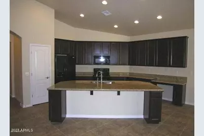 609 E Pearce Road, Phoenix, AZ 85042 - Photo 7