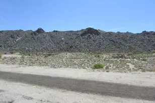 609 E Pearce Rd, Phoenix, AZ 85042 - Photo 33