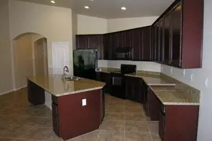 609 E Pearce Rd, Phoenix, AZ 85042 - Photo 3