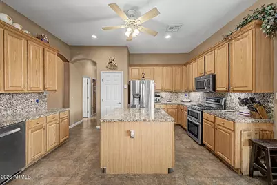 6915 W Briles Road, Peoria, AZ 85383 - Photo 19