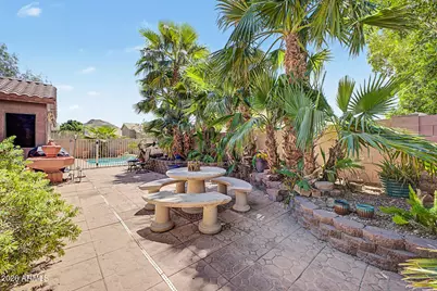 6915 W Briles Road, Peoria, AZ 85383 - Photo 7