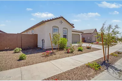 17537 W Superior Avenue, Goodyear, AZ 85338 - Photo 5